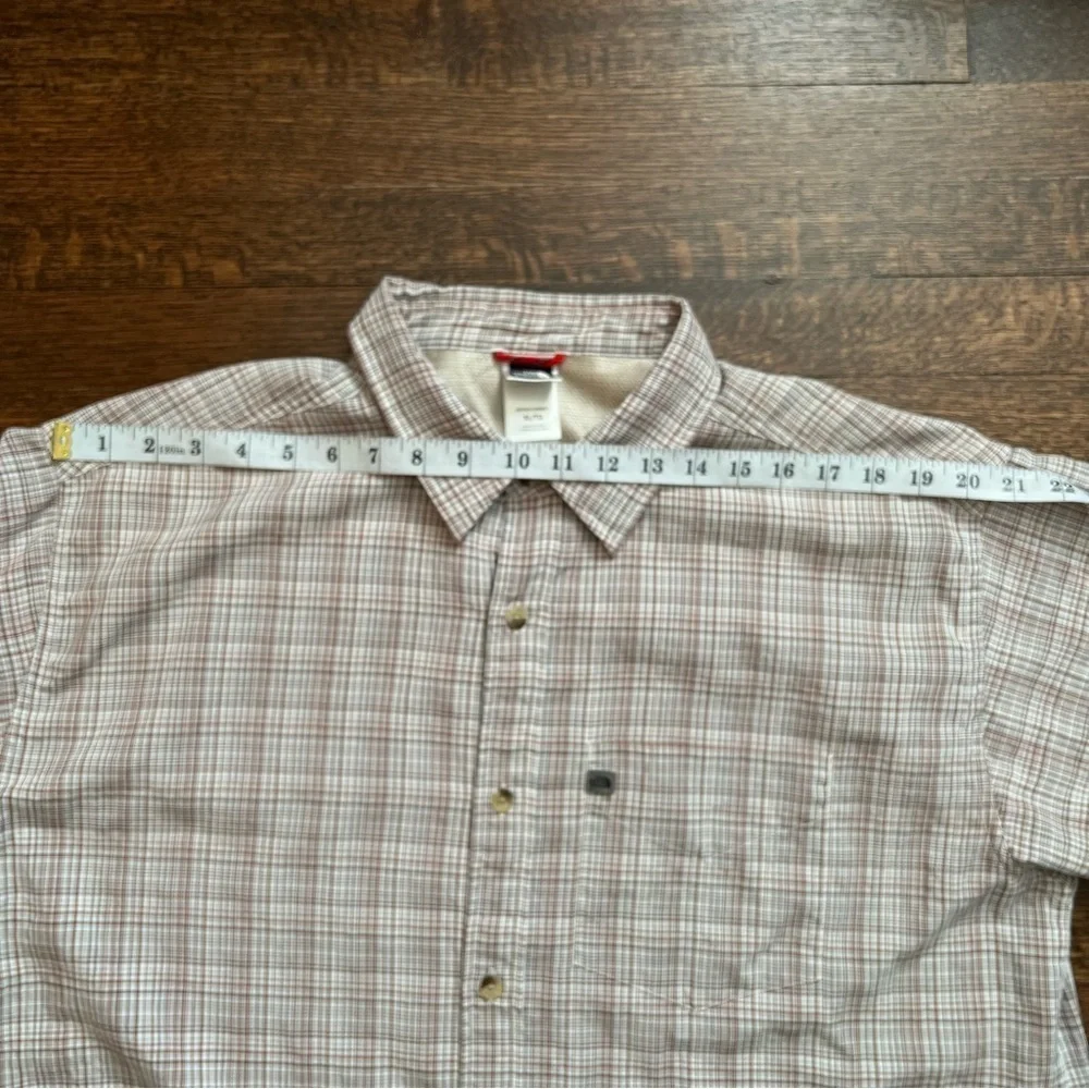 The North Face size XL short sleeve button up shirt
